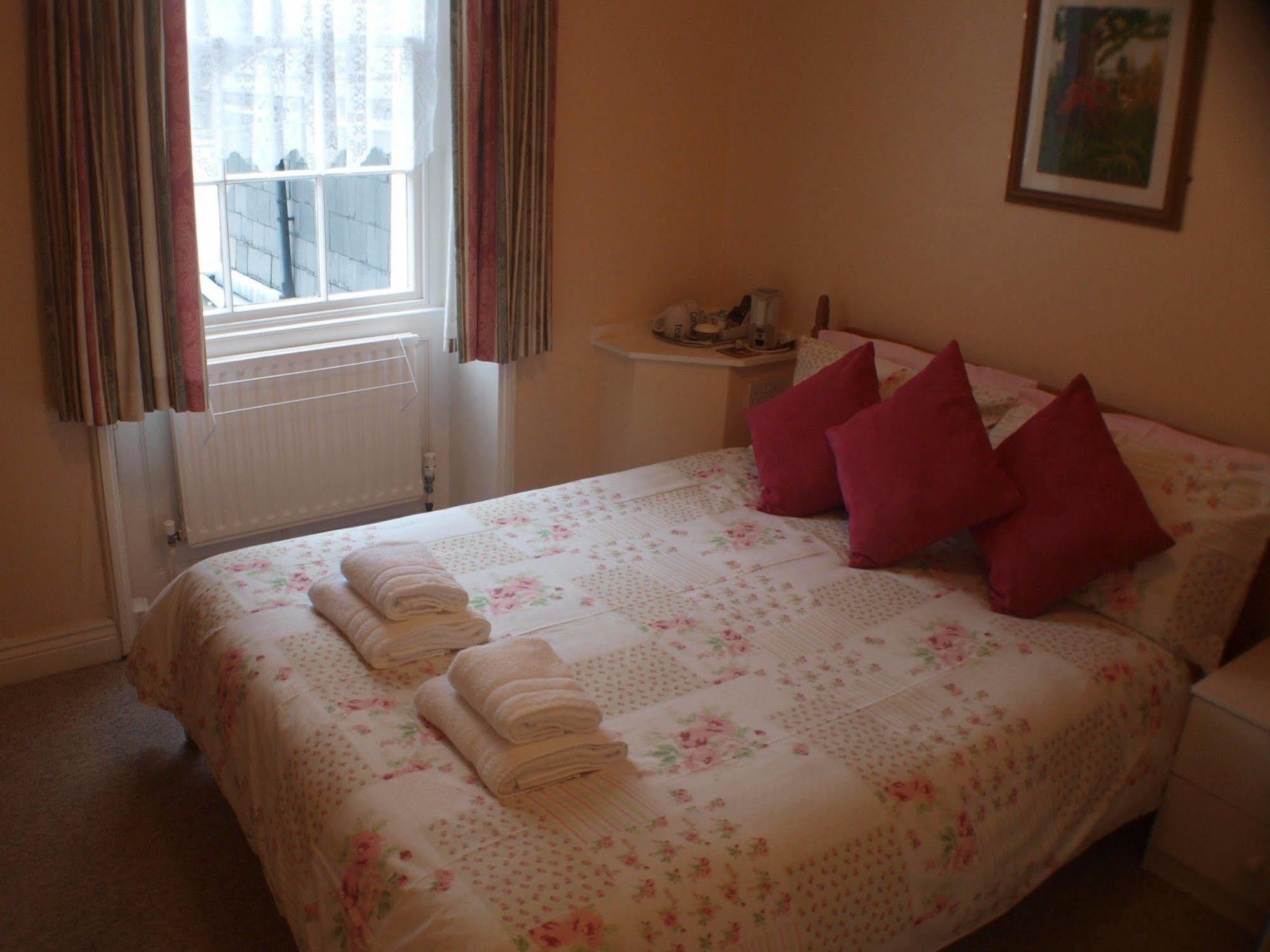 Olivers Guest House Уэймут Экстерьер фото